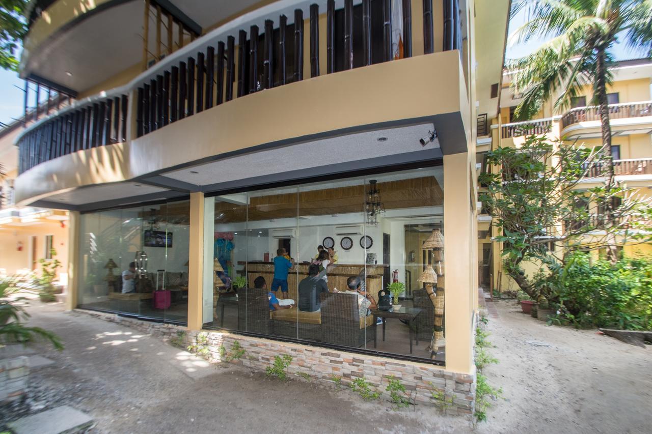 Bamboo Beach Resort & Restaurant Manoc-Manoc Exterior foto